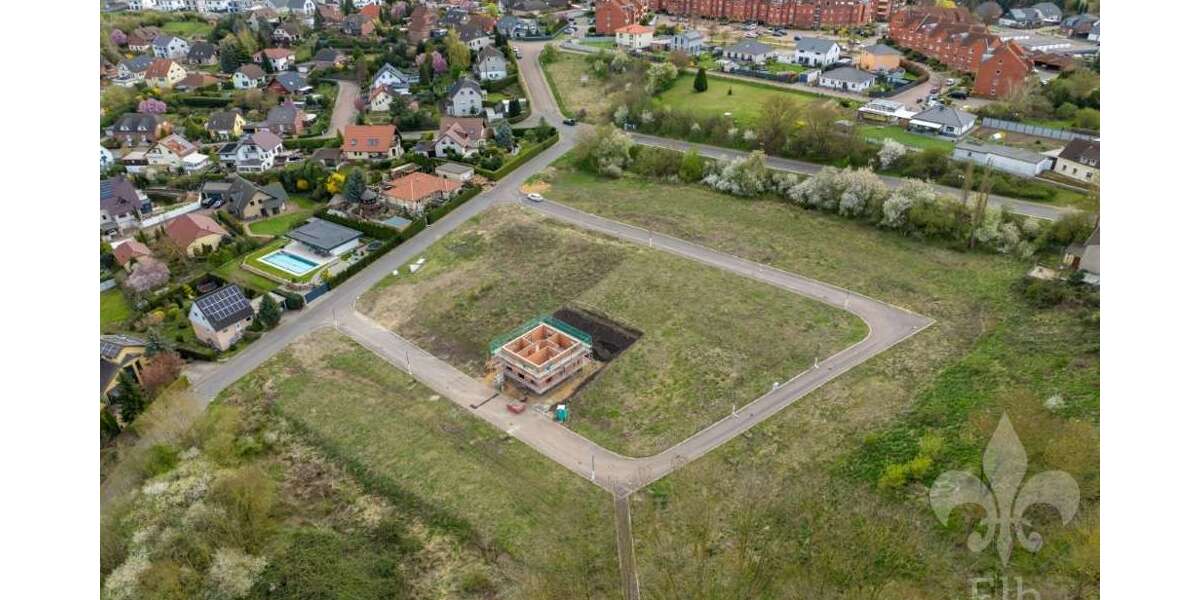 Grundstück zu verkaufen in Hermsdorf 96.800 € 605 m² zimmer