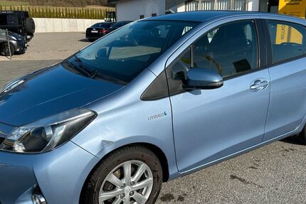 Toyota Yaris 156.300 km 7.400 &euro; Sonnefeld 96242