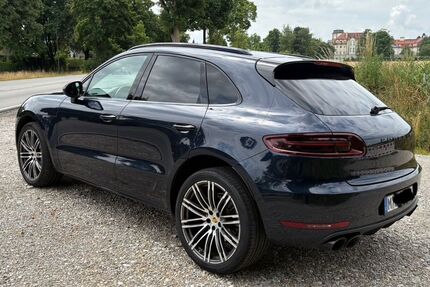 Porsche Macan 139.243 km 36.900 &euro; München 81479