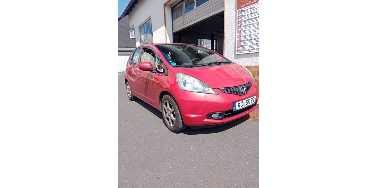 Honda Jazz 122.600 km 1.400 &euro; Reichenbach 96358