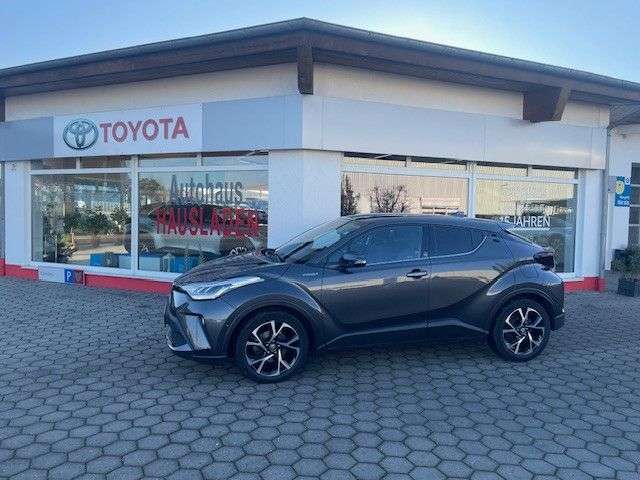 Toyota C-HR 72.800 km 19.700 &euro; Cham 93413