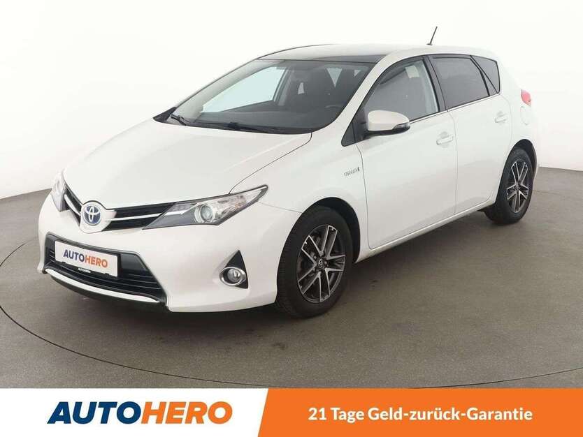 Toyota Auris 70.129 km 13.290 € Köln 50739
