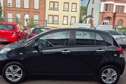 Toyota Yaris 85.000 km 6.500 € Merzig 66663