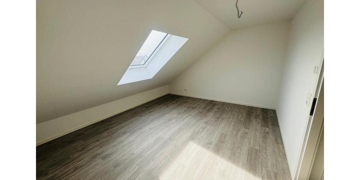 Reihenhaus Rodenbach - 5 Zimmer, 141 m&sup2;, 1.950&euro; | Angebot:26548763