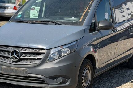 Mercedes-Benz Vito 178.342 km 5.700 &euro; Freiburg 79106
