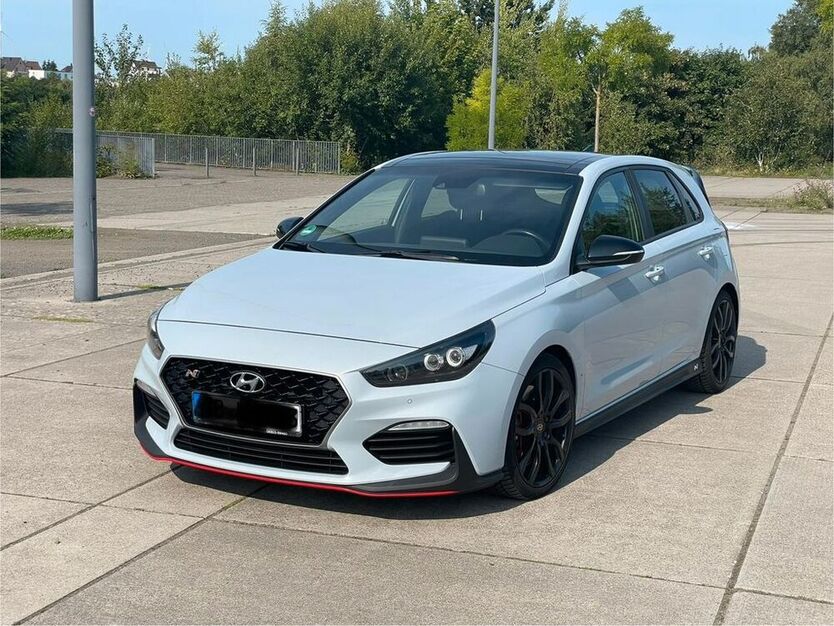 i30