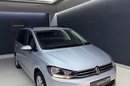 VW Touran 149.600 km 19.899 &euro; Eching 84174