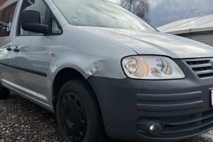 VW Caddy 327.023 km 2.990 &euro; Hamburg 22179
