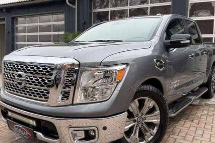 Nissan Titan 47.000 km 39.900 &euro; Floß 92685