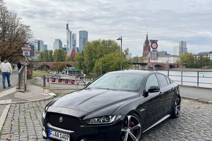 Jaguar XE 155.000 km 15.000 € Frankfurt 60599
