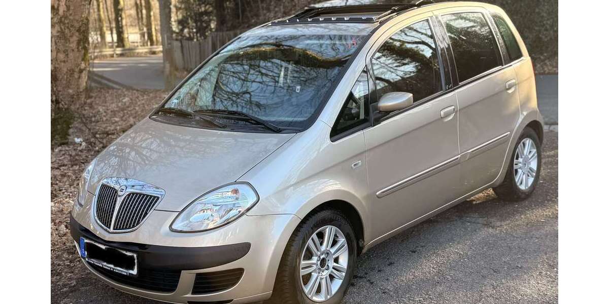 Lancia MUSA 119.000 km 3.999 &euro; München 81735