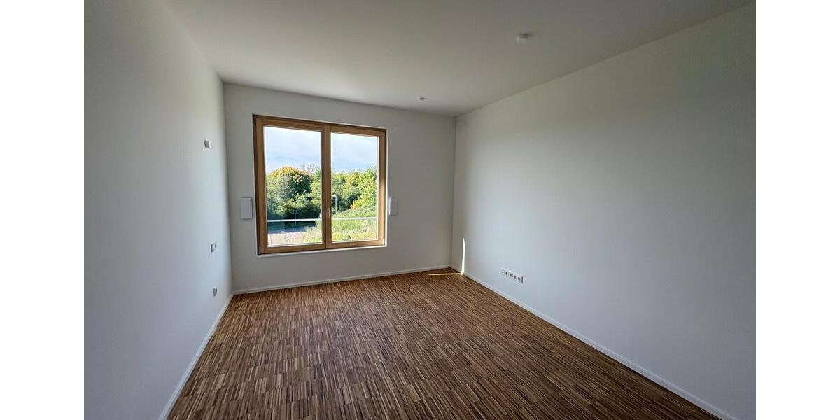 Maisonettenwohnung Saarbrücken Neue Bremm - 4 Zimmer, 95 m&sup2;, 1.045&euro; | Angebot:24780730