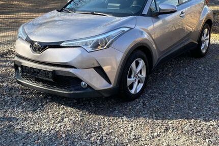 Toyota C-HR 95.000 km 17.690 &euro; Lutherstadt Wittenberg 06889