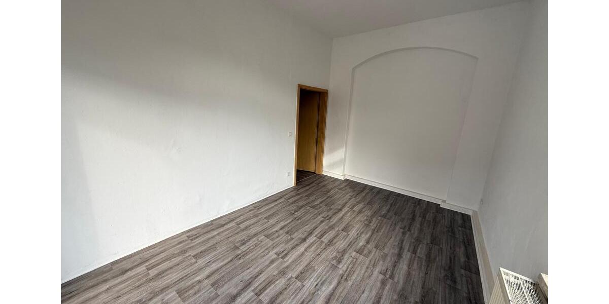 Etagenwohnung Greiz - 4 Zimmer, 115 m&sup2;, 650&euro; | Angebot:25887625