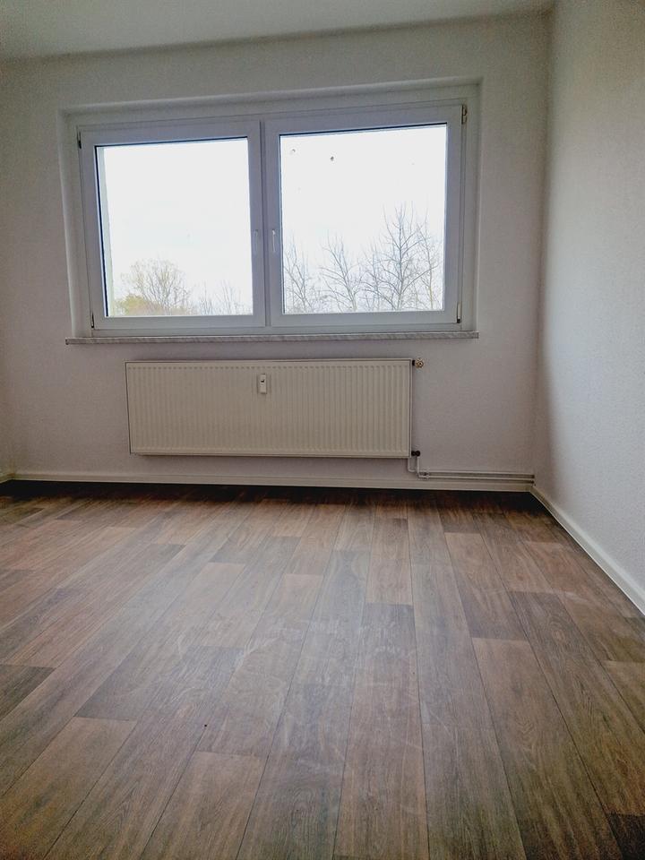 ***Aktion - 3 Monate Kaltmietfrei - 3 - Raumwohnung mit Balkon, Am Sportpark 12 sofort verfügbar! zimmer