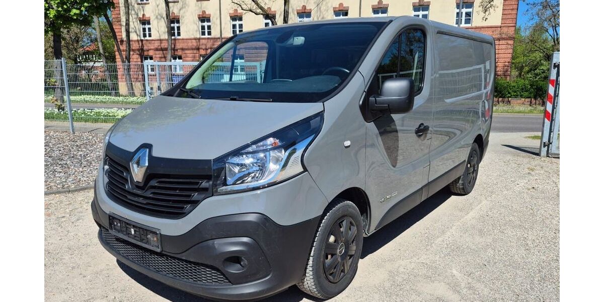 Renault Trafic 210.106 km 7.735 &euro; Bitterfeld 06749