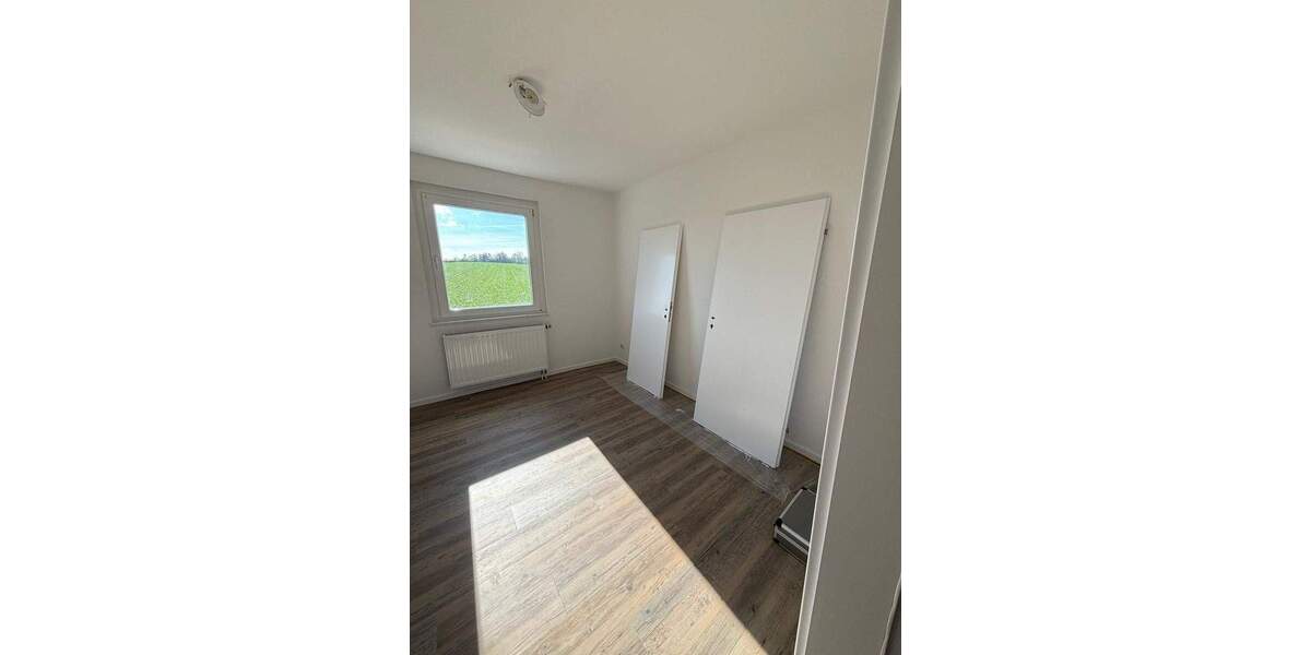 Etagenwohnung Leisnig Kroptewitz - 3 Zimmer, 65 m&sup2;, 355&euro; | Angebot:24826062