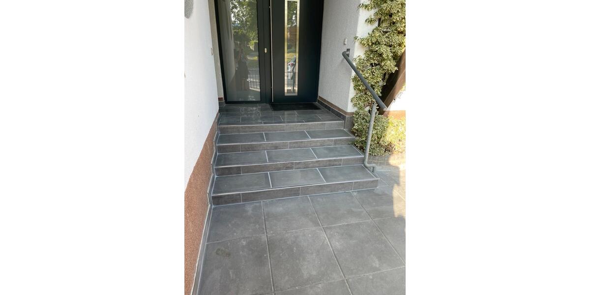 Zweifamilienhaus mit Pool und Wintergarten 8 zimmer