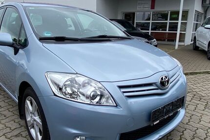 Toyota Auris 190.000 km 3.950 &euro; Goslar 38644