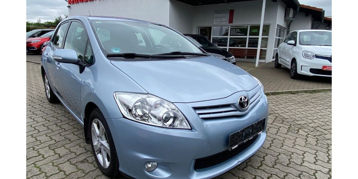 Toyota Auris 190.000 km 3.950 &euro; Goslar 38644