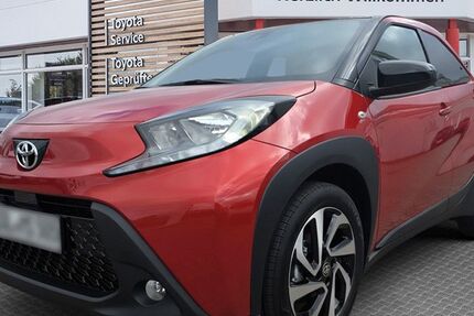 Toyota Aygo (X) 7.420 km 17.740 &euro; Stendal 39576