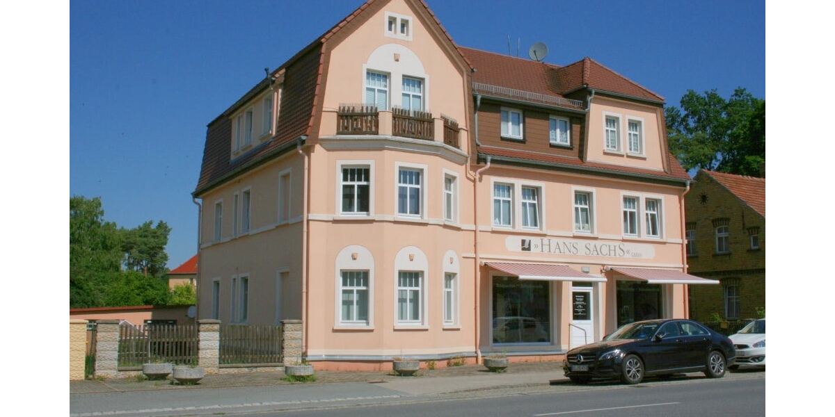 Schicke Dachgeschosswohnung mit EBK! - Dachgeschoßwohnung Bernsdorf | Angebot:26491722