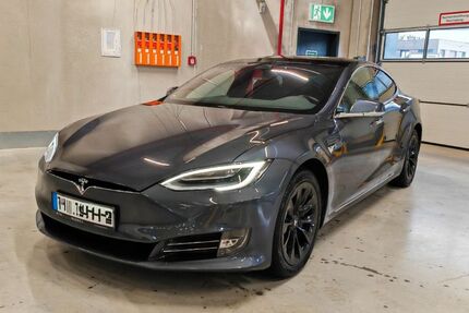 Tesla Model S 189.000 km 19.900 &euro; Darmstadt 64289