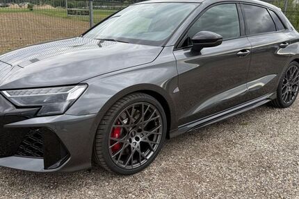Audi RS3 1.500 km 66.500 &euro; Norderstedt 22844