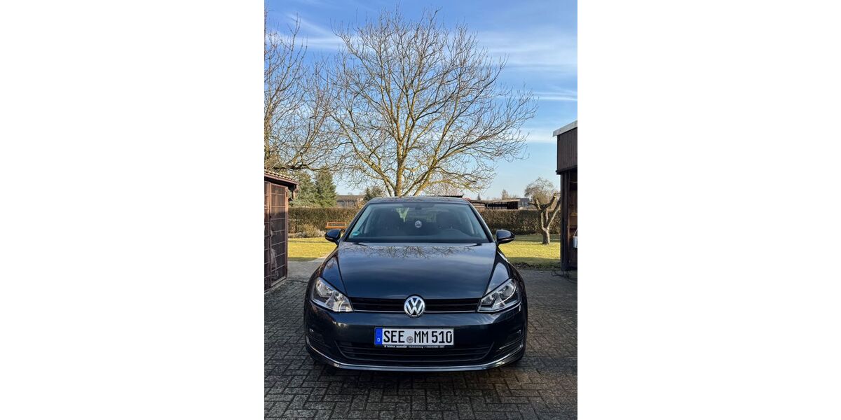 VW Golf 71.000 km 9.900 &euro; Gusow-Platkow 15306