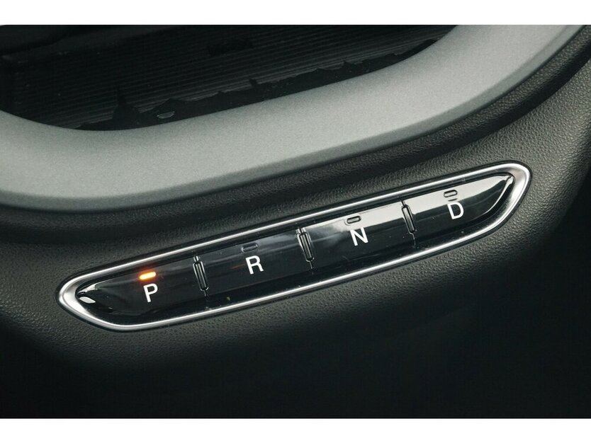 500e Action CarPlay Android Automatik 1.Hand