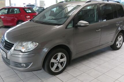 VW Touran 267.838 km 3.500 &euro; Dessau-Roßlau 06847