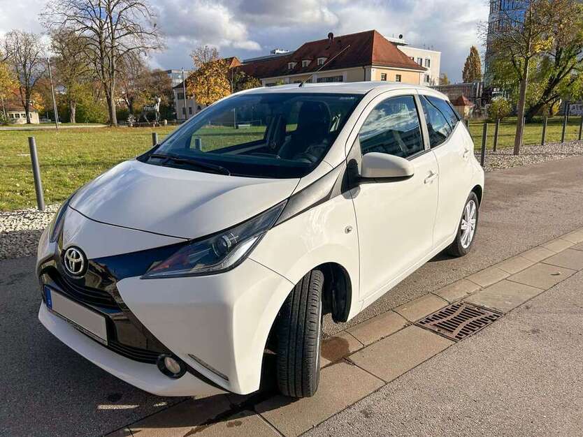 Toyota Aygo 86.100 km 7.750 € Augsburg 86152