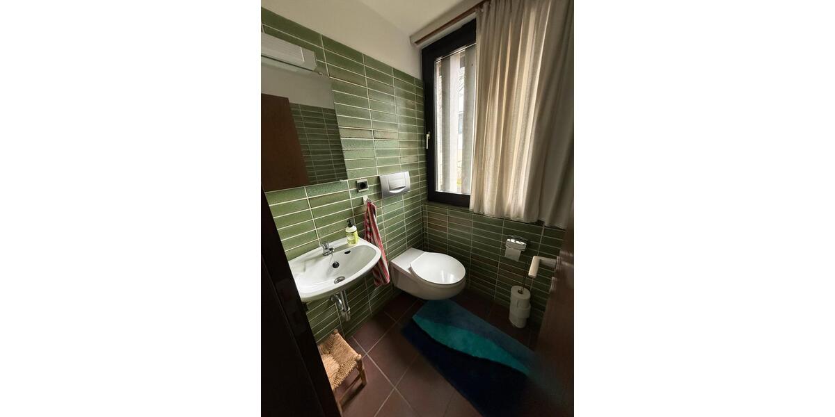 Einfamilienhaus Taunusstein - 6 Zimmer, 230 m&sup2;, 3.100&euro; | Angebot:25329095