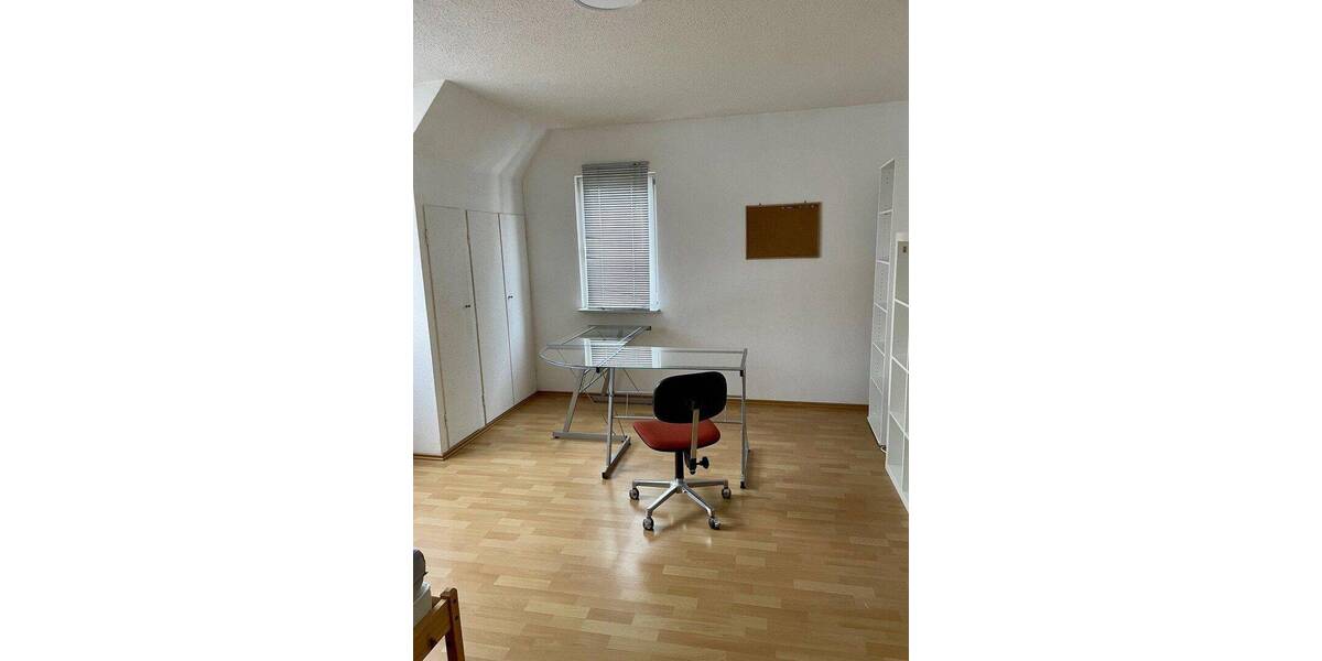 Doppelhaushälfte Villingen-Schwenningen Schwenningen - 8 Zimmer, 180 m&sup2;, 375.000&euro; | Angebot:26877563