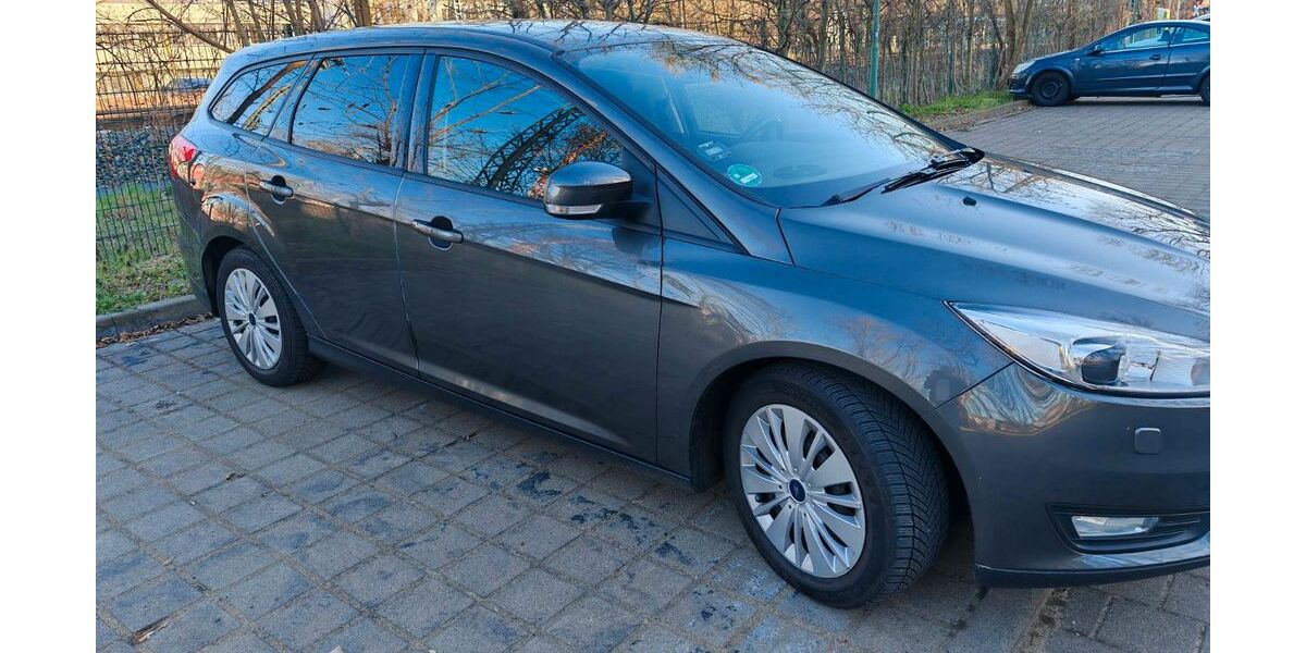 Ford Focus 152.000 km 6.300 &euro; Potsdam 14478