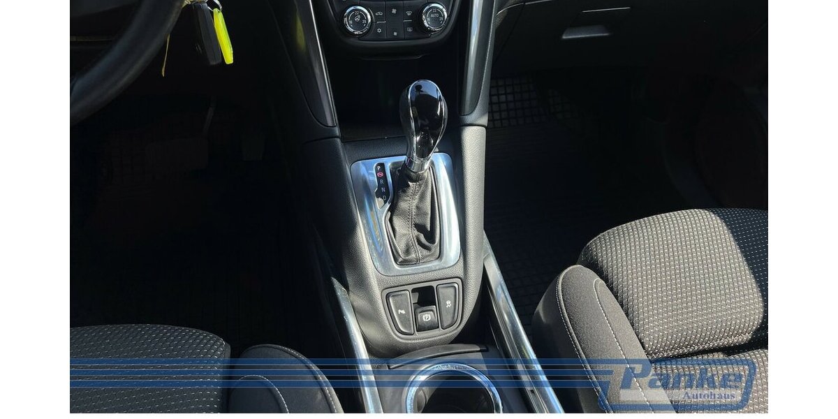 Opel Zafira Innovation*7-Sitz*R-Cam*Lkrhg*SHZ*Navi* 149.980 km 12.480 &euro; Berlin 13187