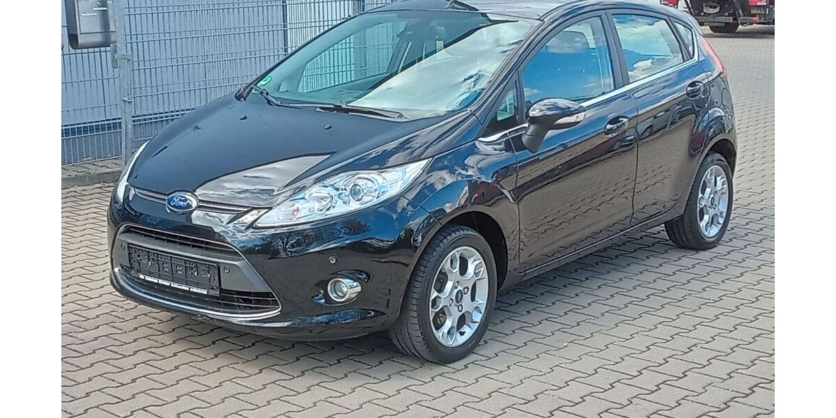 Ford Fiesta 89.500 km 4.990 &euro; Burgebrach 96138