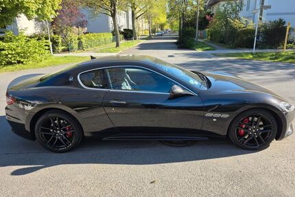 Maserati Granturismo 26.718 km 92.800 &euro; Berlin 10318
