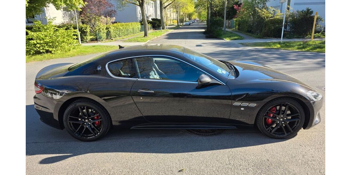 Maserati Granturismo 26.718 km 92.800 &euro; Berlin 10318