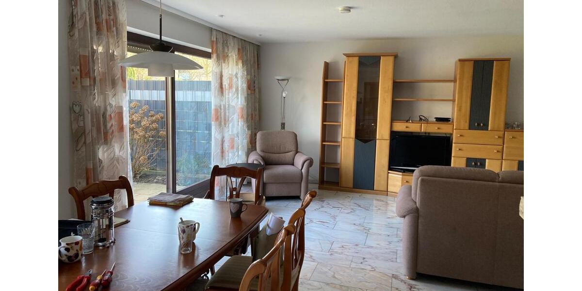 Erdgeschoßwohnung Holzwickede - 3.5 Zimmer, 101 m&sup2;, 840&euro; | Angebot:25299026