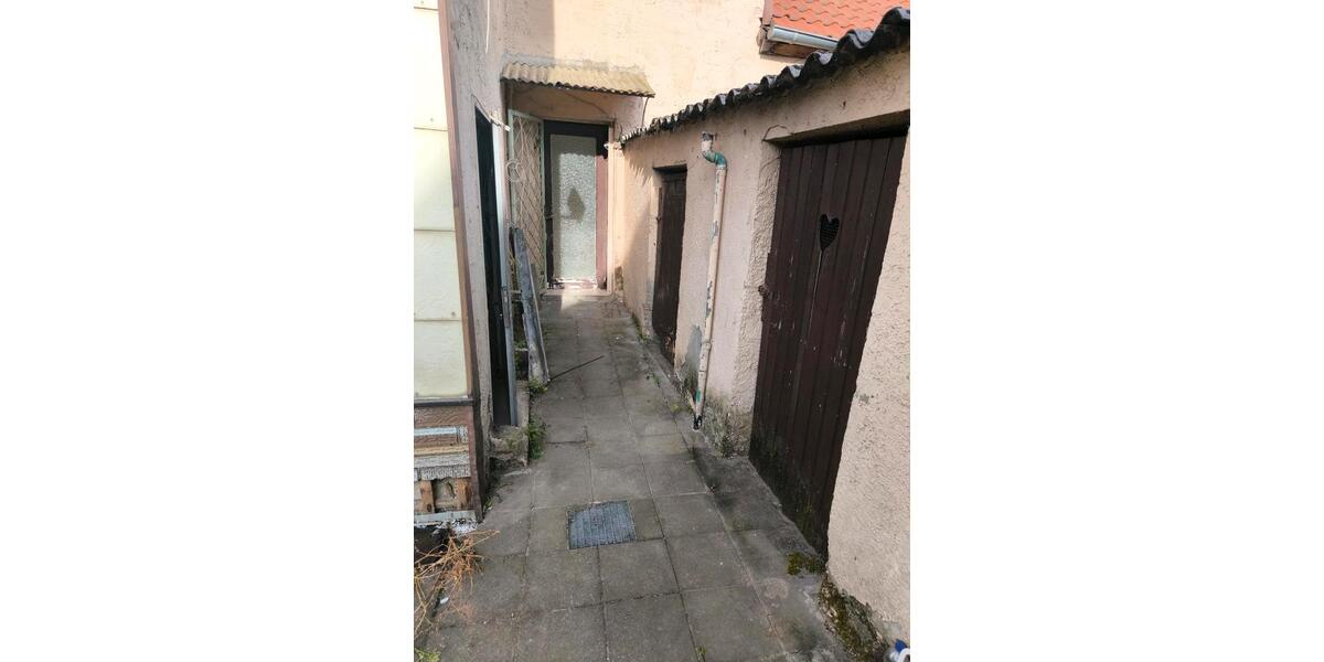Reihenhaus Dillingen (Saar) - 6 Zimmer, 116 m&sup2;, 100.000&euro; | Angebot:27117731