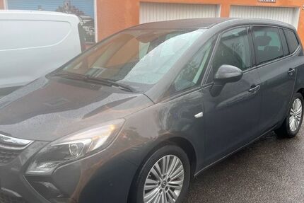 Opel Zafira 127.000 km 9.999 &euro; Essen 45357