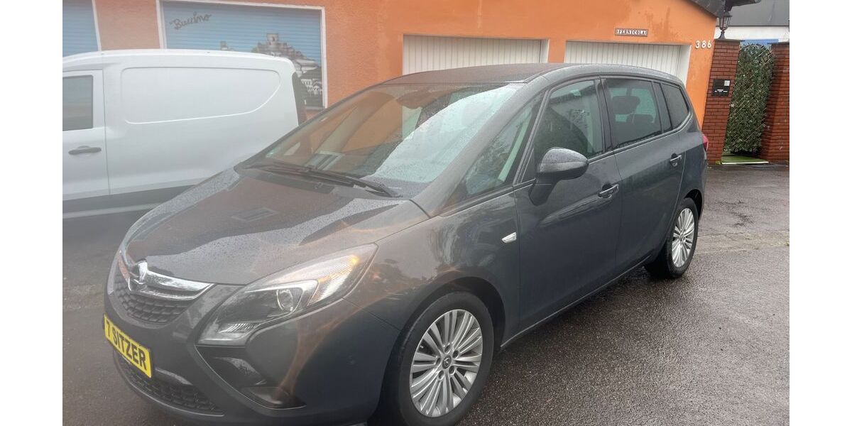 Opel Zafira 127.000 km 9.999 &euro; Essen 45357