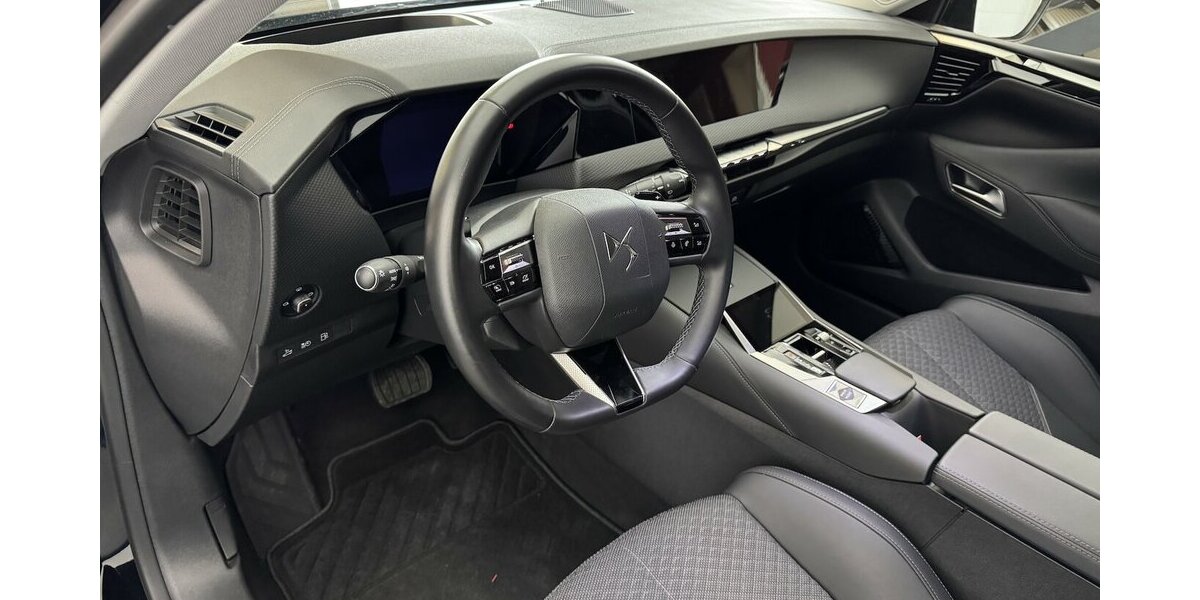 DS Automobiles DS4 E-Tense 225 Trocadero FULL LED Carplay 34.100 km 23.560 &euro; Lich 35423