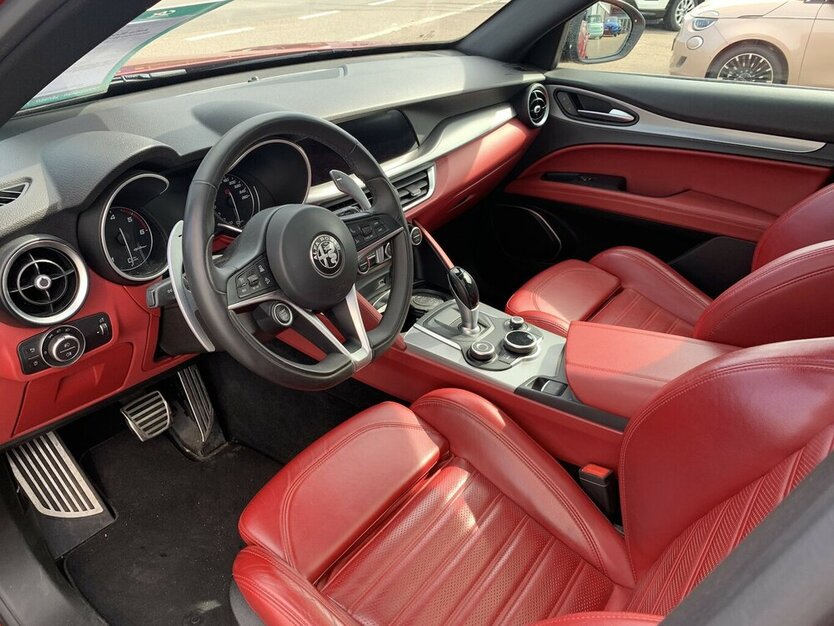 Alfa Romeo Stelvio 2.2 B-Tech Q4 Automatik Leder NAVI 89.984 km 29.900 € Backnang, 71522