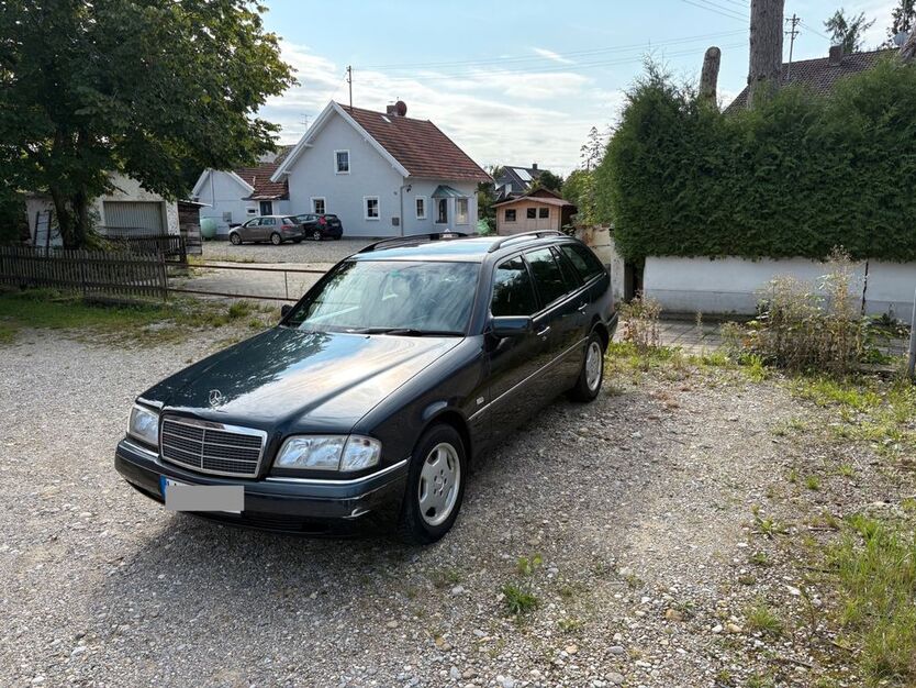 Mercedes-Benz C 200 143.371 km 3.600 € Pürgen 86932