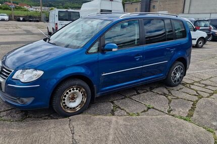 VW Touran 235.100 km 2.700 &euro; Lichtenfels 96215