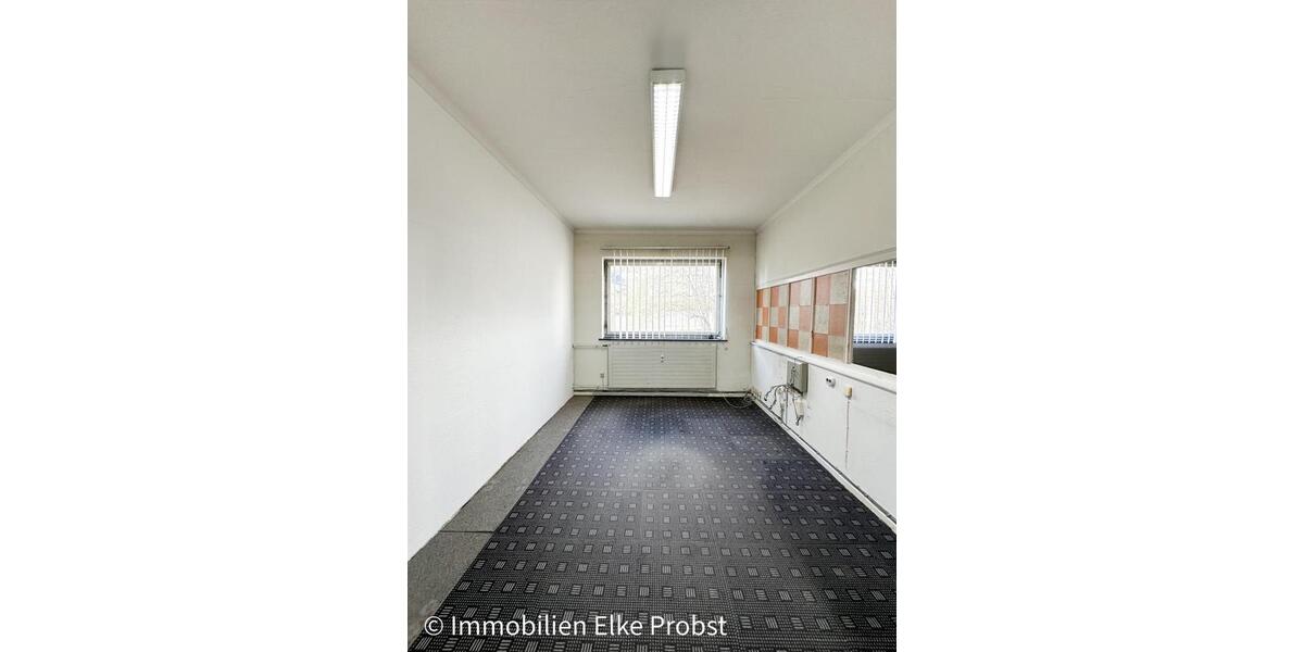 Gewerbeobjekt Schwarzhofen - 650&euro; | Angebot:26105727