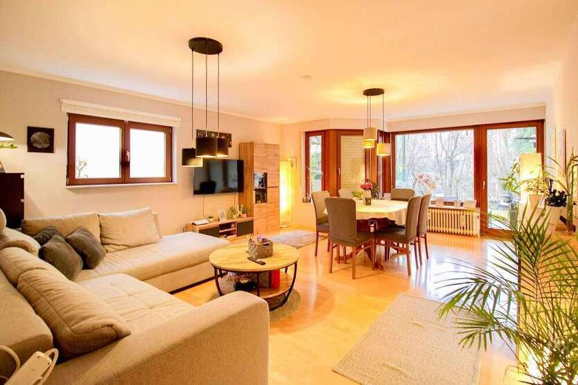 Wohnung zum Kaufen in Stuttgart 295.000 € 62.2 m²