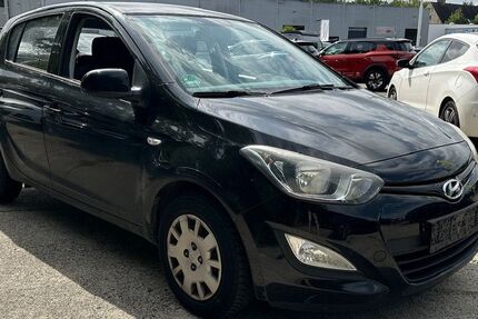 Hyundai i20 176.000 km 2.450 &euro; Ludwigshafen am Rhein 67059
